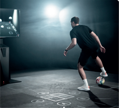 不同地面条件下平衡能力评估与适应性训练实施方案设计